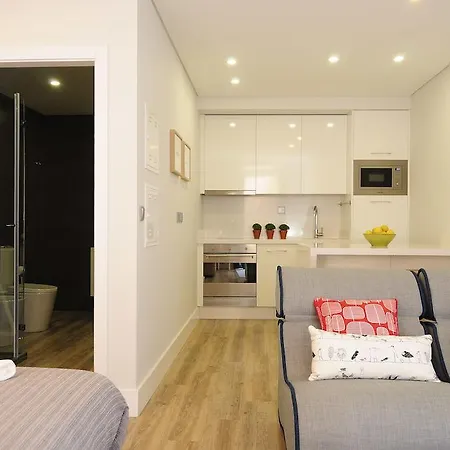 Daire Stylish Modern Studio With Ac, Close To Metro, River & Timeout Lisboa